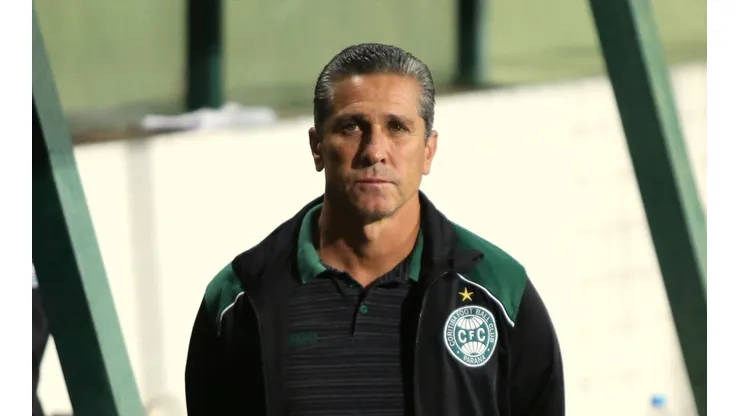 Jorginho aponta carências no elenco do Coritiba