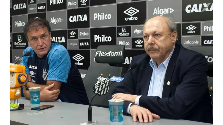 Peres age na surdina para contratar lateral-esquerdo