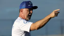 Mano Menezes define escalação com Juninho Capixaba na lateral