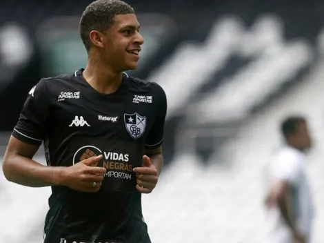 Autuori escala os 11 iniciais contra o Vasco