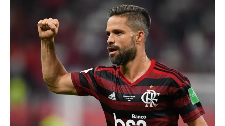 Diego Ribas sai em defesa de Dome e alerta Gabigol