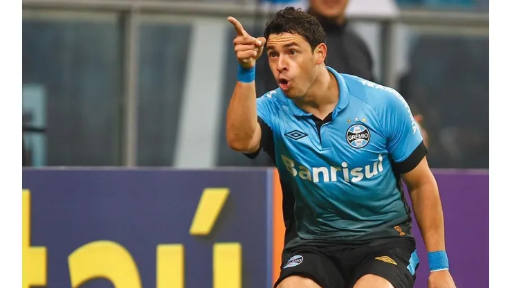 Grêmio volta à carga por Giuliano