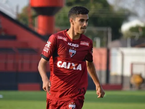Athletico encaminha a contratação de Jorginho para a sequência da temporada