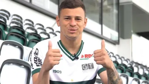 Hugo Moura pede passagem e Jorginho define time titular