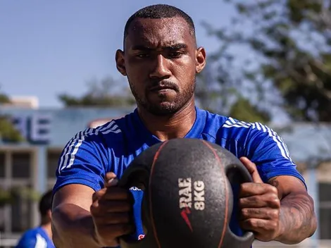 Arthur é afastado no Cruzeiro e autorizado a procurar clube