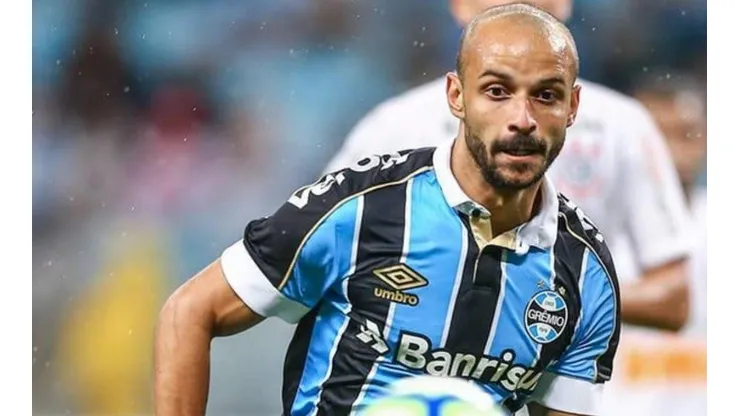 Grêmio acerta saída de Thaciano rumo ao Santos