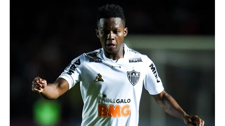 Troca com o Atlético pode colocar Cazares no Santos