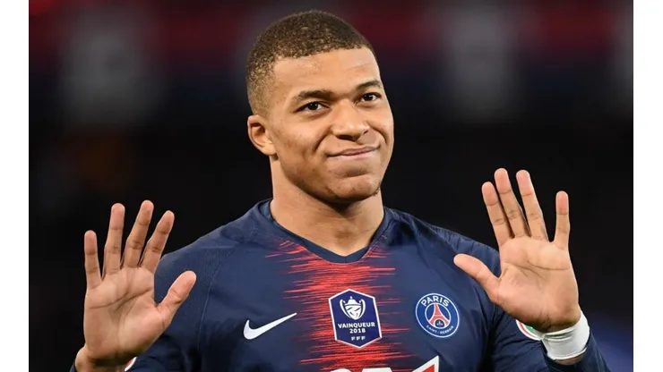 Mbappé testa positivo para Covid-19 e desfalca a França contra a Croácia