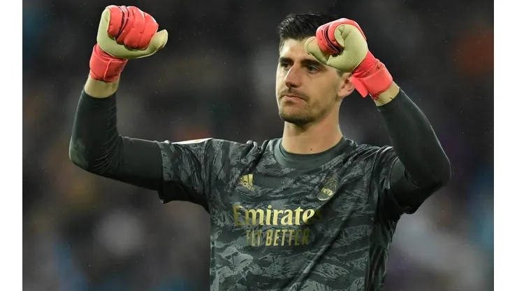 Goleiro belga terá nova numeração no uniforme.