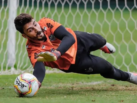 Melhor com os pés, Rafael detalha alertas de Sampaoli na saída de bola