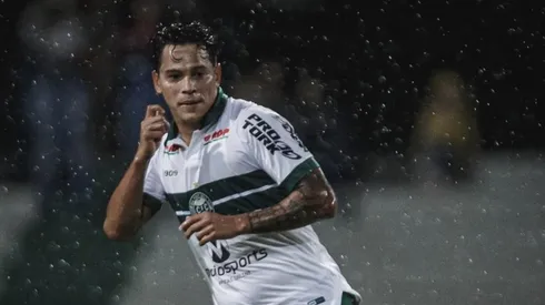 Giovanni Augusto será titular na partida contra o Atlético-MG