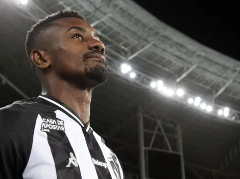 Botafogo e Kalou deve ser titular contra o Corinthians