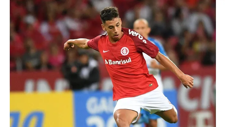 Coritiba estuda a contratação de Sarrafiore