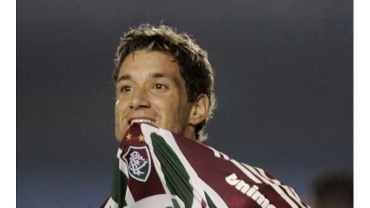 Torcida do Fluminense faz campanha pela contratação de Thiago Neves