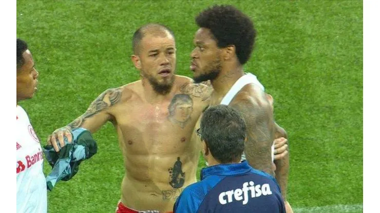 Discussão entre Matheus Jussa e Luiz Adriano repercute no Internacional