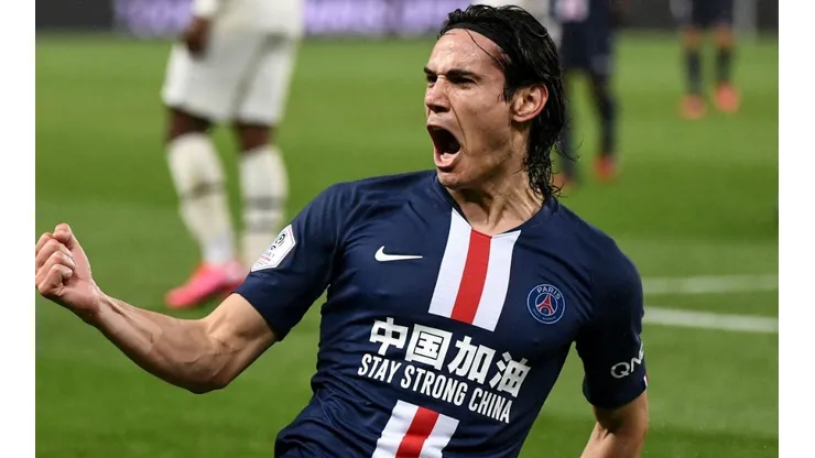 Cavani fecha com Grêmio e chega a POA na 2ª feira, crava rádio argentina