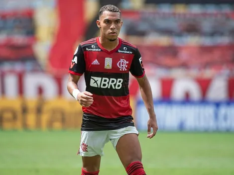 Athletico sonda possibilidade de contratar Matheuzinho, do Flamengo