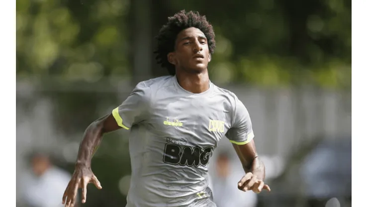 Talles Magno volta ao time do Vasco