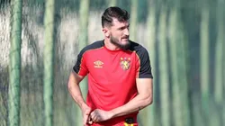 Cruzeiro estuda proposta por Sander para lateral esquerda