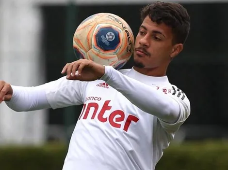 Diego Costa tem atuação de gala e coloca Jô "no bolso"