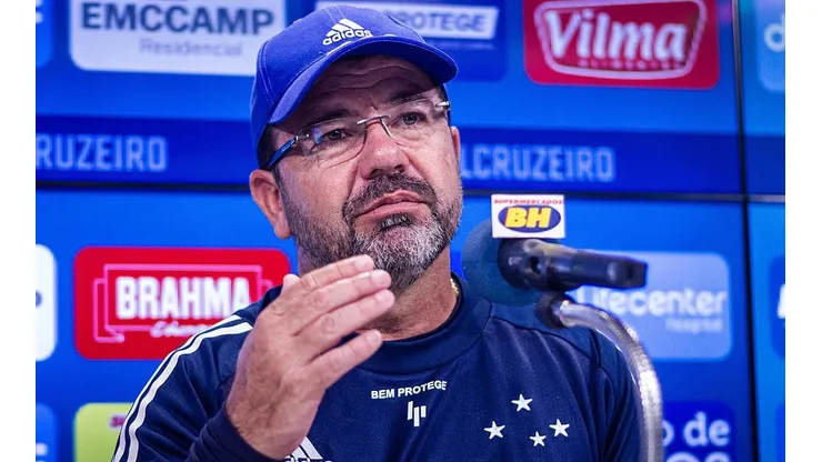 Cruzeiro cogita demissão de Enderson e técnico da Série A é o favorito para assumir