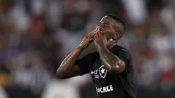 Torcida do Botafogo pede para que Rotenberg contrate o LE Jonathan