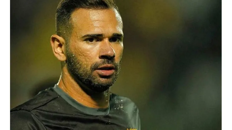 Castán 'dá dura' no time após primeira derrota do Vasco no Brasileirão