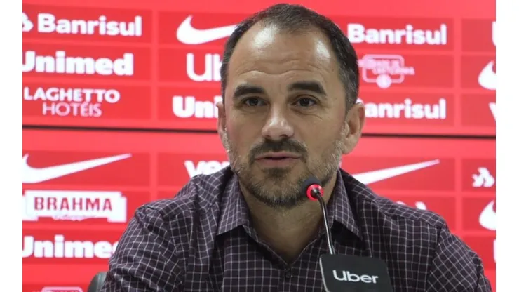 Rodrigo Caetano define futuro de meia pedido por Sampaoli no Atlético-MG