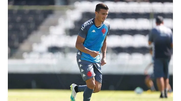 Parede vira titular e Ramon ousa na escalação conta o Fluminense