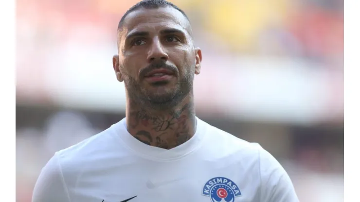Quaresma não descarta Brasil como destino e agita torcida do Botafogo