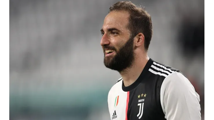 Grêmio mostra ousadia no mercado e busca informações sobre Higuaín