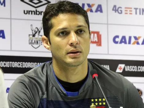 Vascaínos movimentam web com nome de Anderson Martins