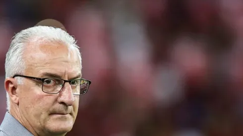 Athletico anuncia demissão de Dorival após 4 derrotas seguidas no BR