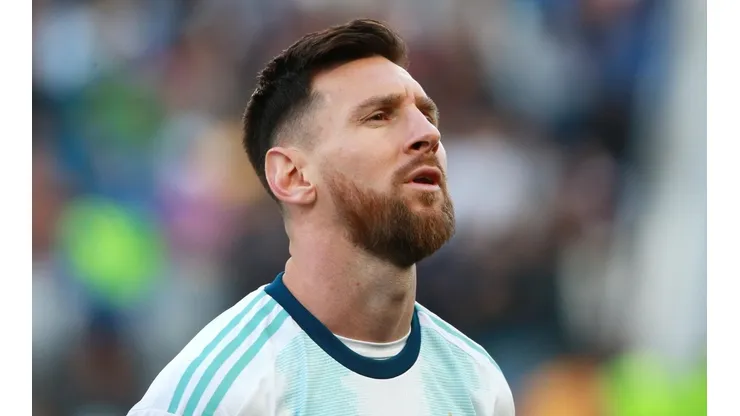 Meia 'convoca' Messi para jogar no Cruzeiro