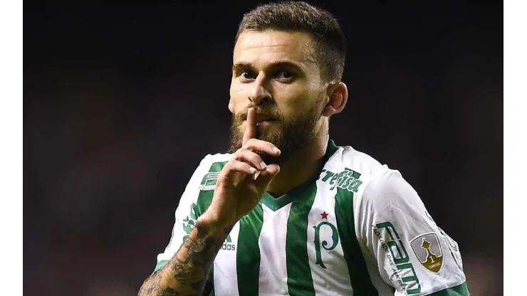 Lucas Lima afirma que não falta empenho ao time.
