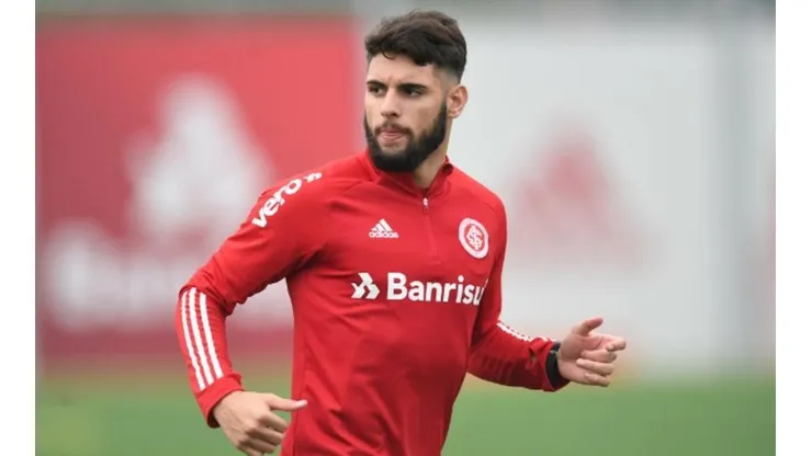 Yuri Alberto sofre lesão e vira desfalque por 6 semanas no Inter