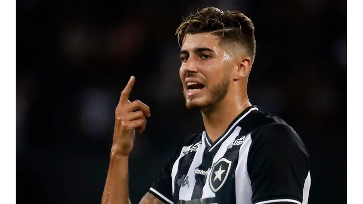 Grêmio vê com bons olhos atacante Pedro Raul, do Botafogo