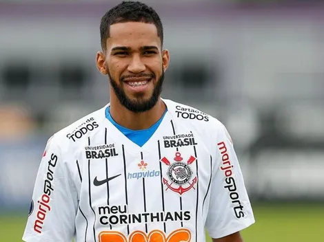 Cruzeiro demonstra interesse em Everaldo, do Corinthians