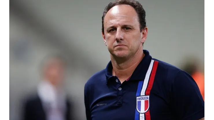 Ceni escala Fortaleza com força total para a partida contra o Corinthians