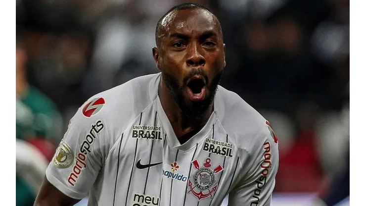 Manoel não teve boa passagem pelo Corinthians.