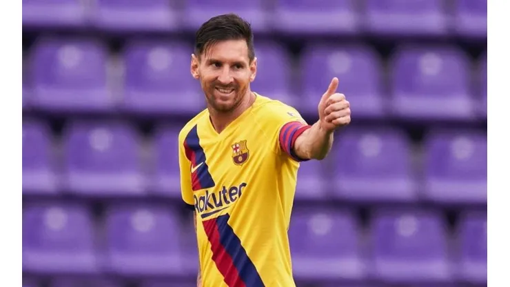 Messi comunica diretoria que não segue no Barcelona na próxima temporada