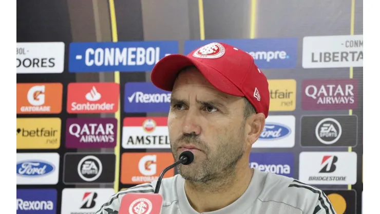 Coudet acredita que pode evoluir como treinador atuando no futebol brasileiro
