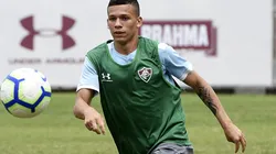 Calegari ganha vaga no time titular do Fluminense