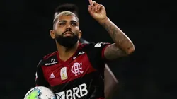 Gabigol passa por exames após reclamar de dores
