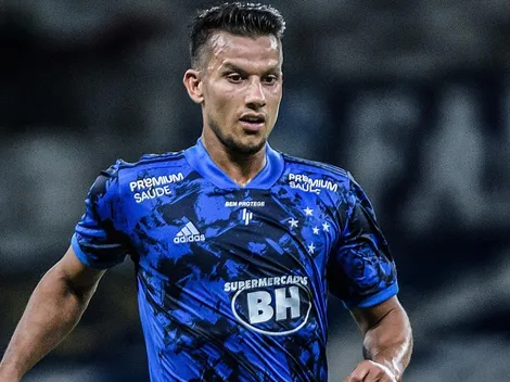 Enderson sobe o tom e critica atitude de antiga gestão com Henrique