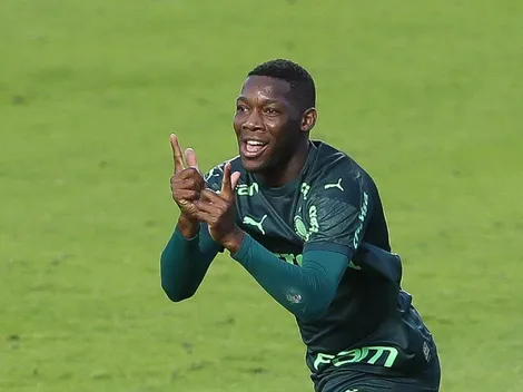 Palmeiras conta com venda de dois atacantes para segurar Patrick de Paula em seu elenco