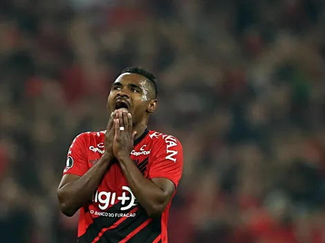 Diretoria do Athletico cobra postura do elenco contra o Fluminense