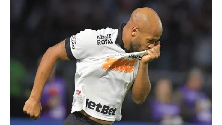 Bastos não esconde empolgação com fase do Vasco