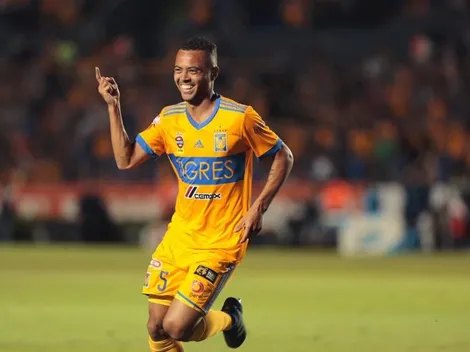 Rafael Carioca se anima com camisa do Botafogo e Barcelos convida volante