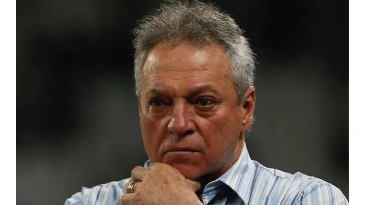 Abel Braga puxa seleção de 4 nomes para substituir Barroca no Coritiba